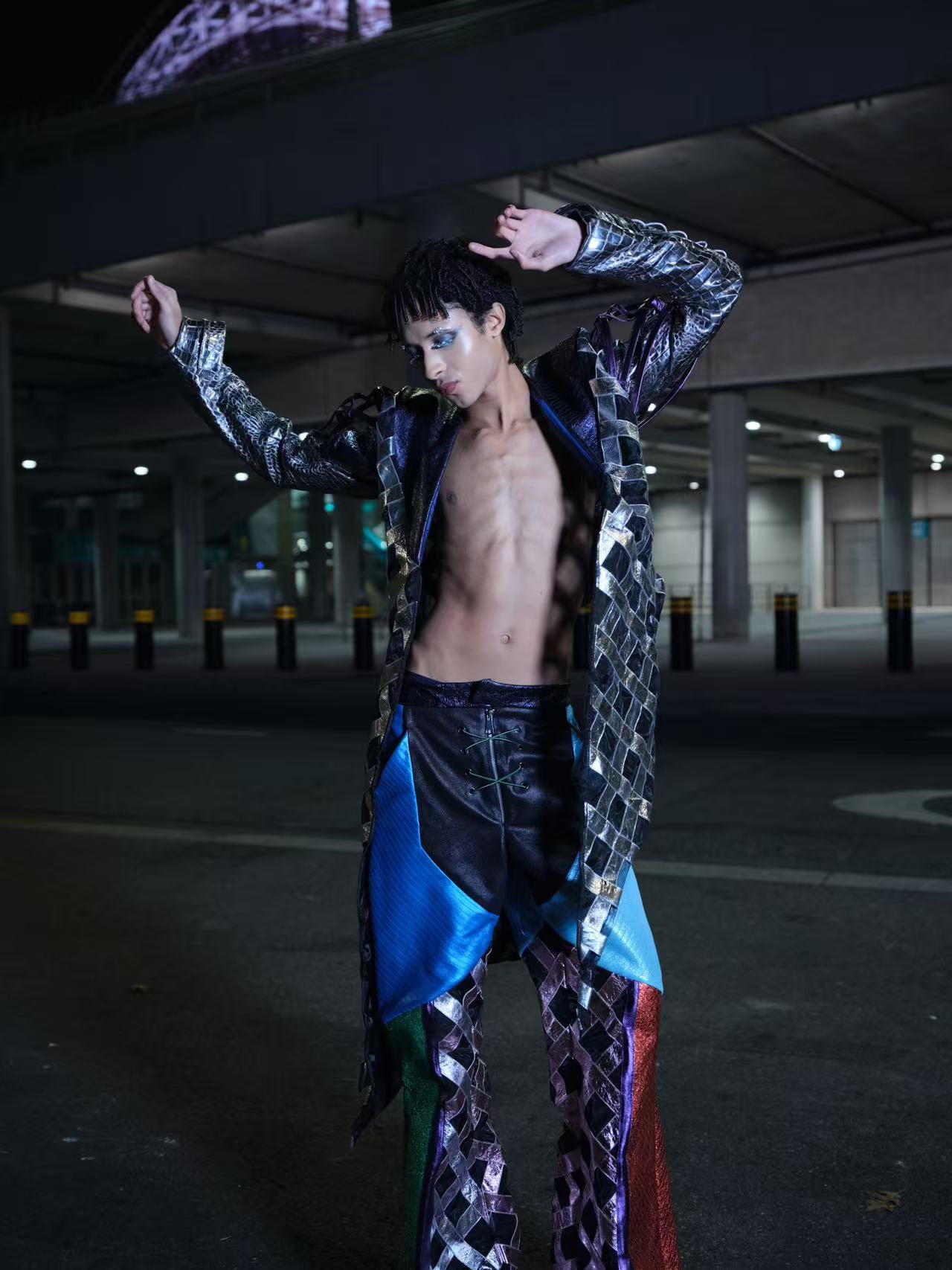 LOOK 7： Quantum Monarch