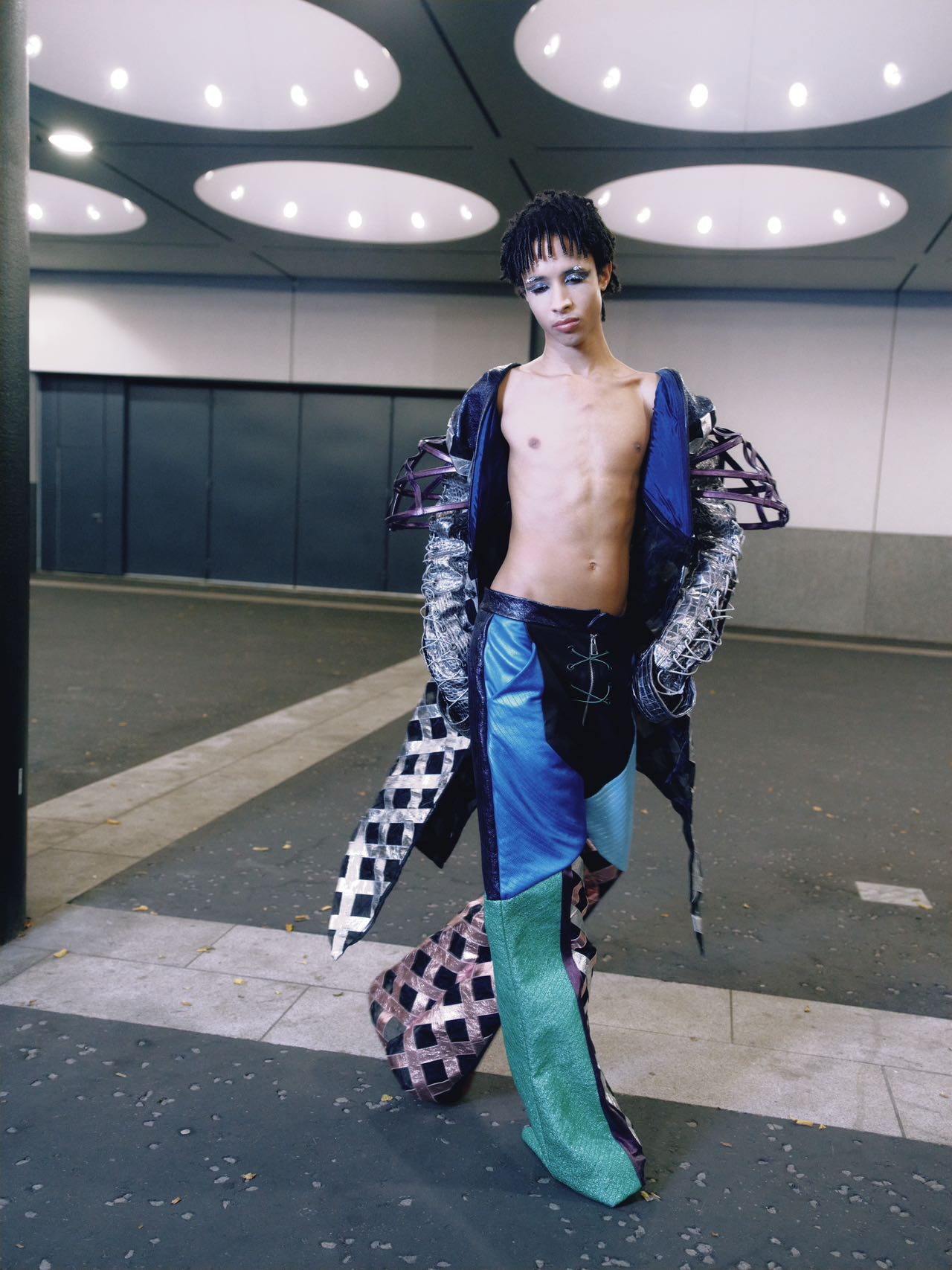 LOOK 7： Quantum Monarch