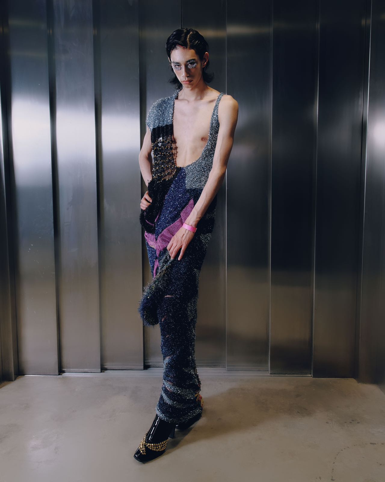 Look 3: Signal Seeker